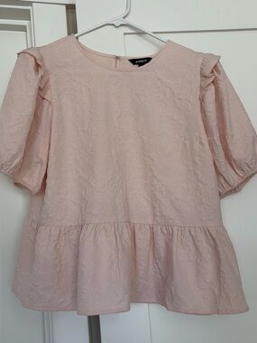 Express Blush Pink Textured Peplum Puff-Sleeve Top